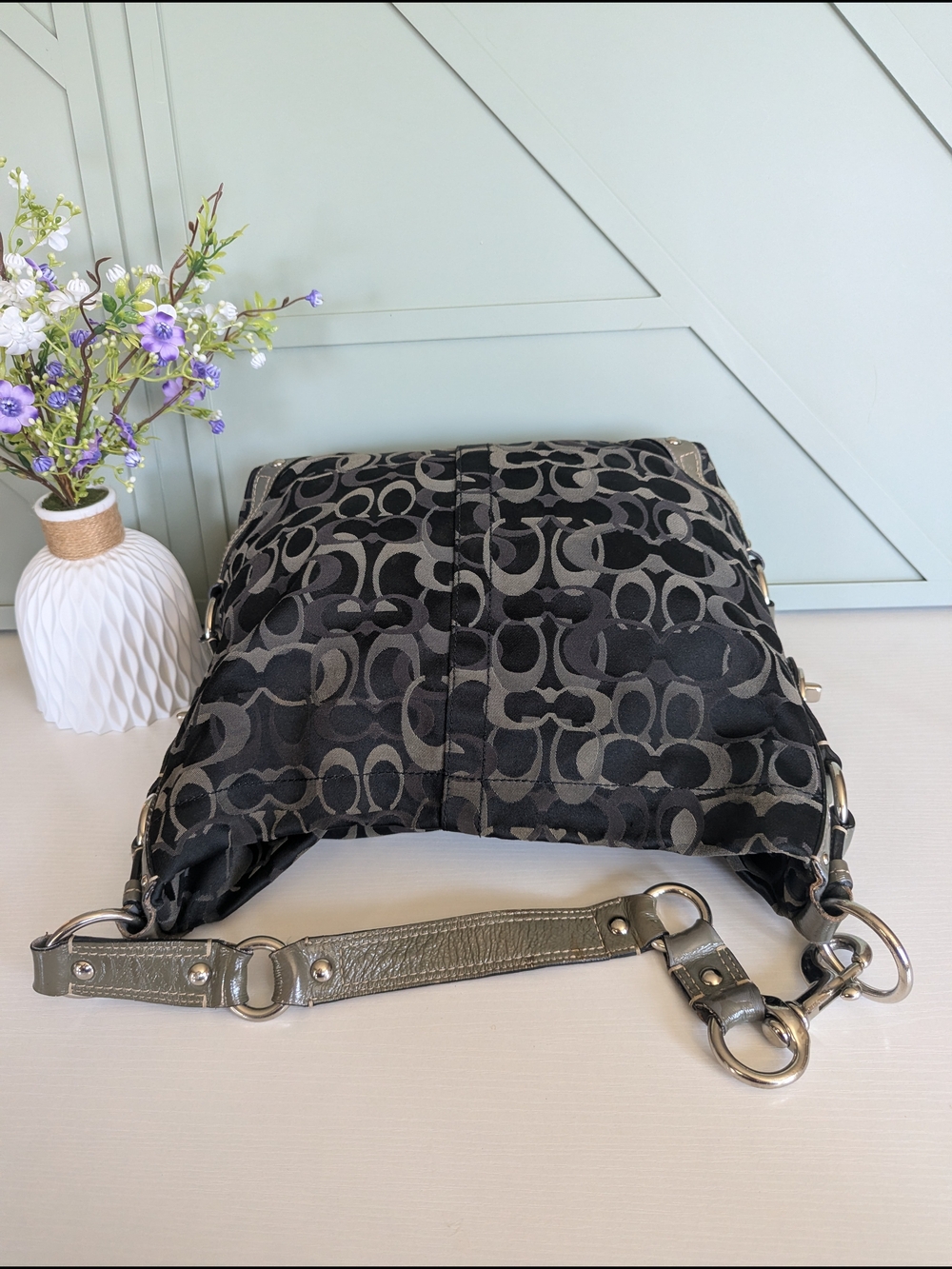 Vintage Coach Carly Hobo Bag - Picture 7 of 12